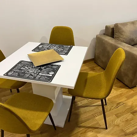 Apartment Lana *