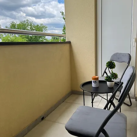 Lana Apartment *